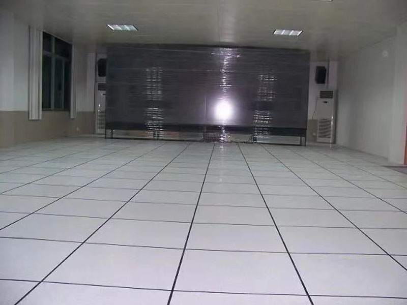 滨州化工厂3000平方PVC防静电地板机房项目
